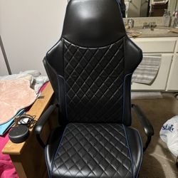 Black Gaming Chair