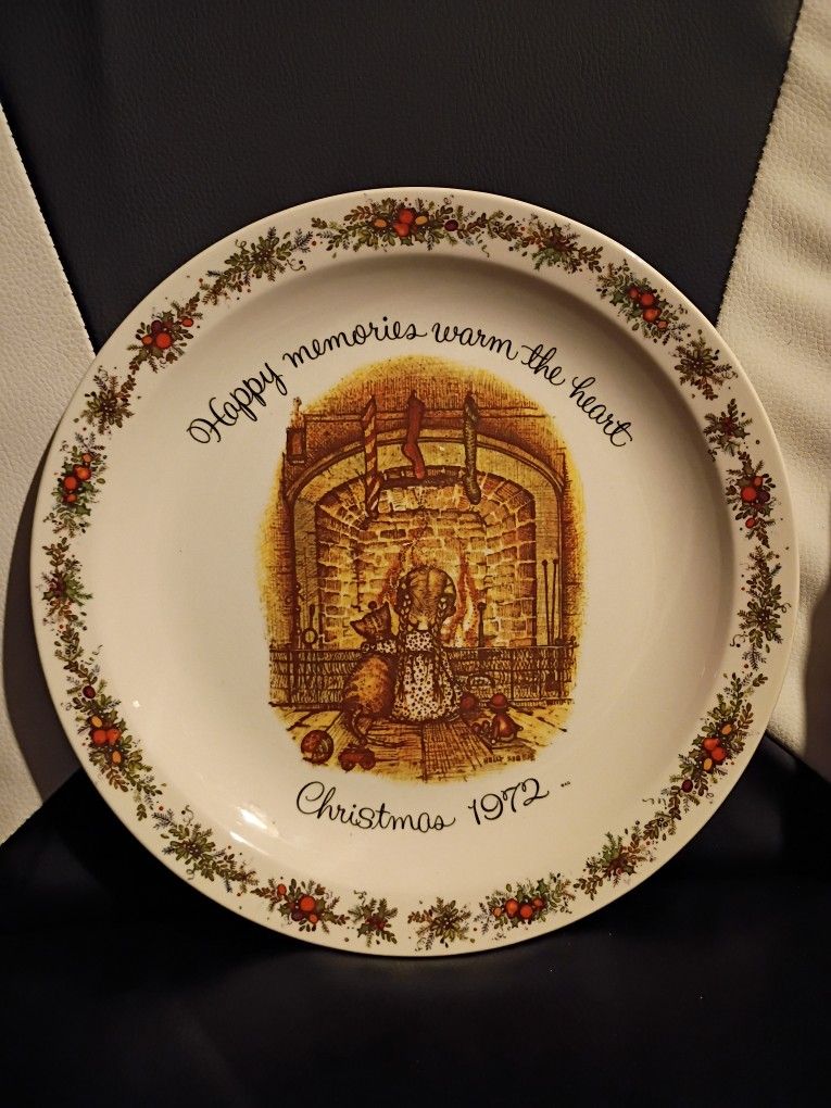 Vintage 1972 Holly Hobbie Christmas Plate – American Greetings Collectible