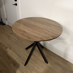 Round Table -31.5”