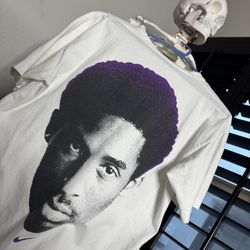 Kobe Bryant VINTAGE Y2K NIKE BIG FACE KOBE SHIRT SZ medium WHT