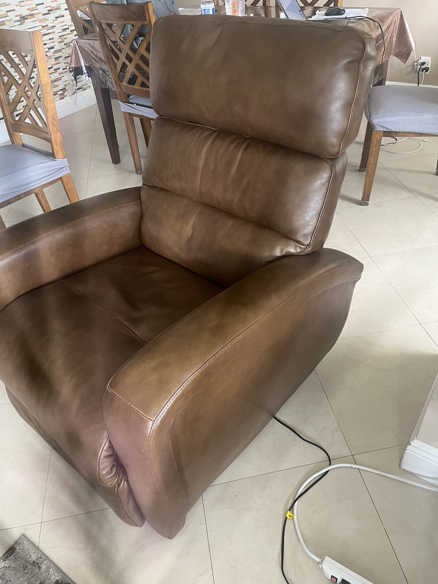 Recliner- Negotiable