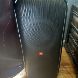 JBL PartyBox 710 Black Party Speaker