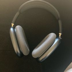 AirPods Max Midnight