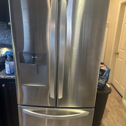 LG 2024 3 French Door Refrigerator 
