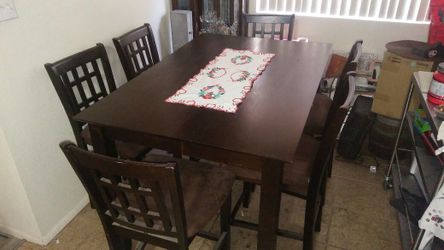 Kitchen table set 6 char