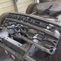 2022 Chevy Z71 Grille