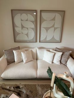 Beautiful Modern Off White Sofa – Clean & Stylish
