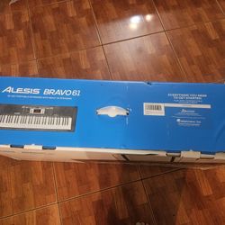 Teclado En Su Caja