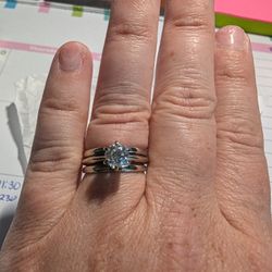 Almost 1 Carat White Gold Wedding Set