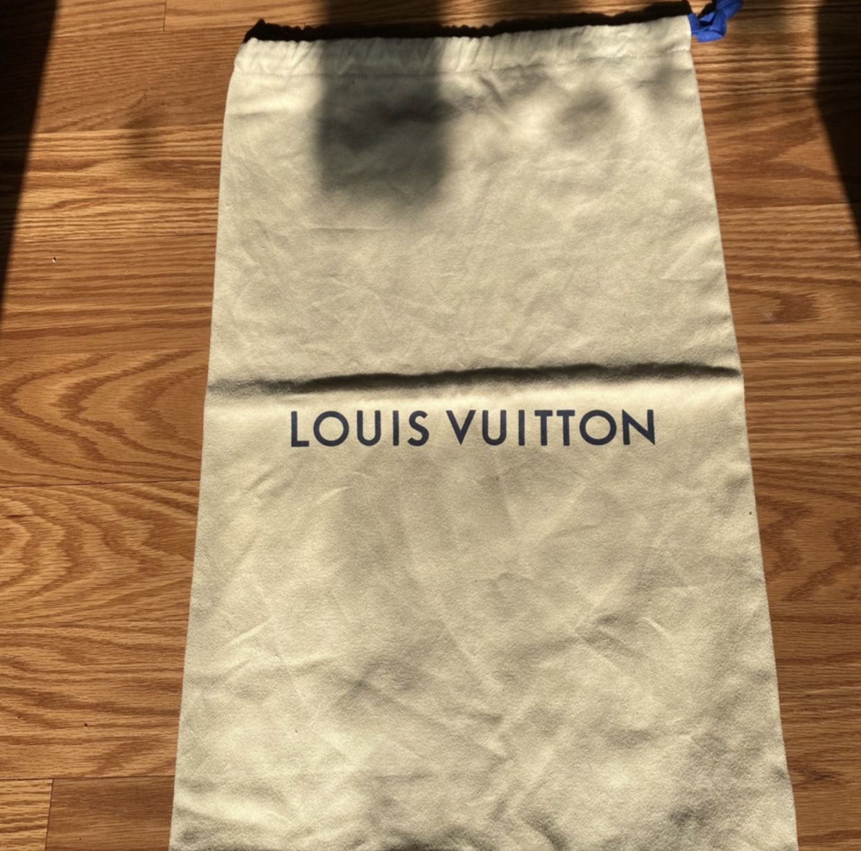 Small Louis Vuitton Dust Bag for Sale in Houston, TX - OfferUp
