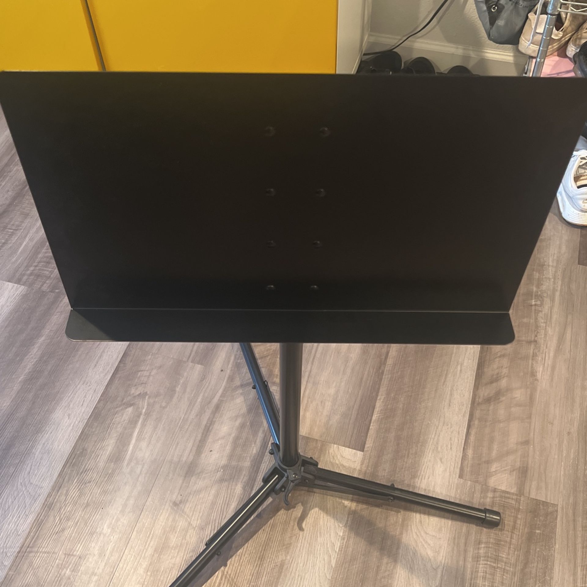 Music Sheet Stand