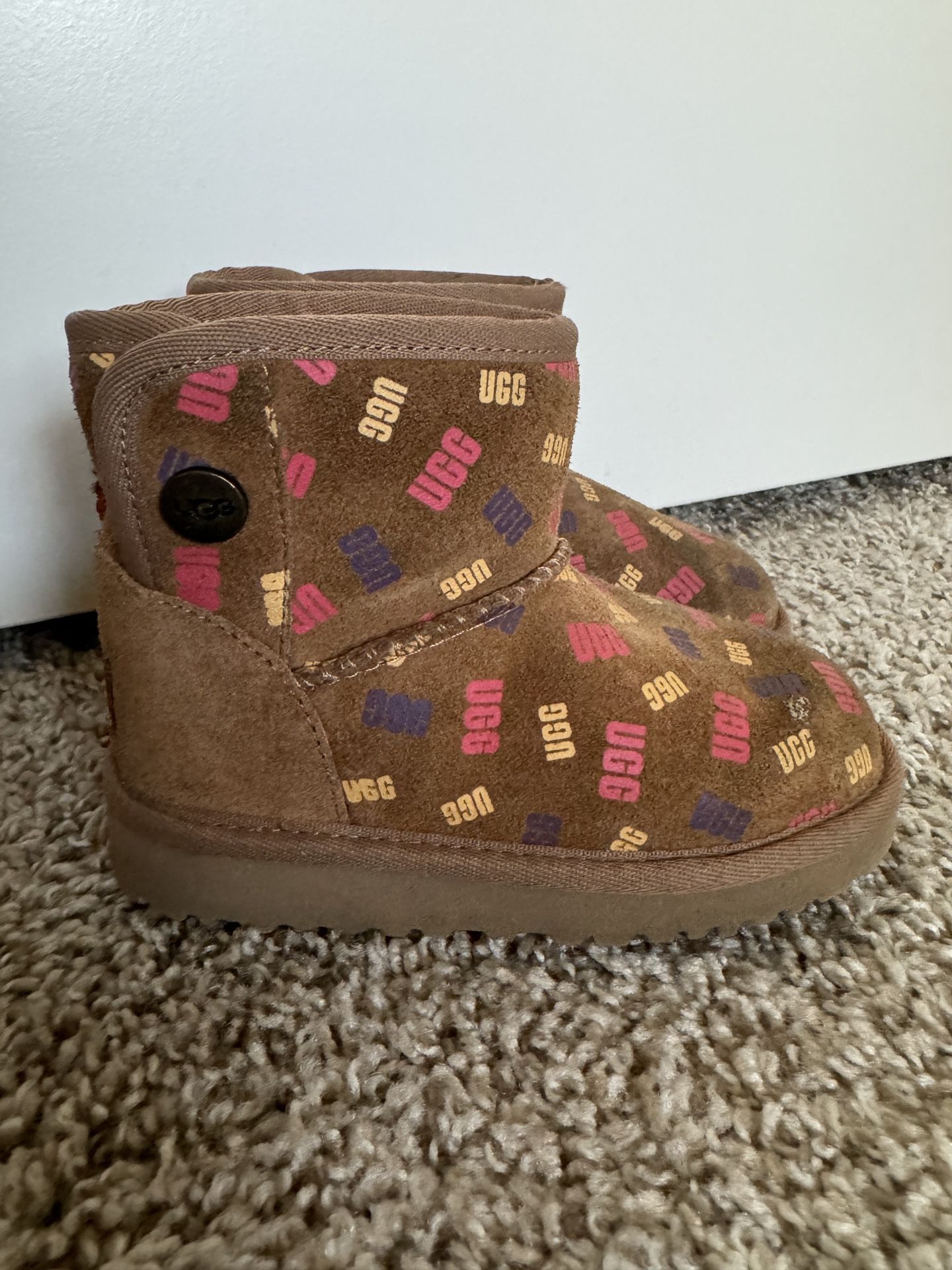 Toddler UGG Boots Size 9c