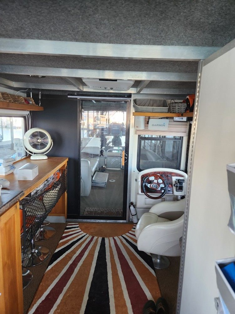 2007 Suntracker Party Cruiser 32