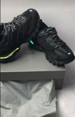 BALENCIAGA TRACKS