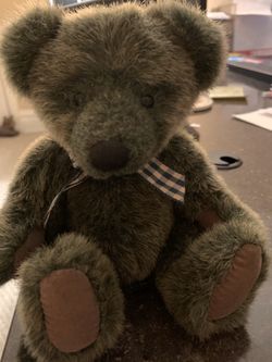 Stuffed bear Winslow