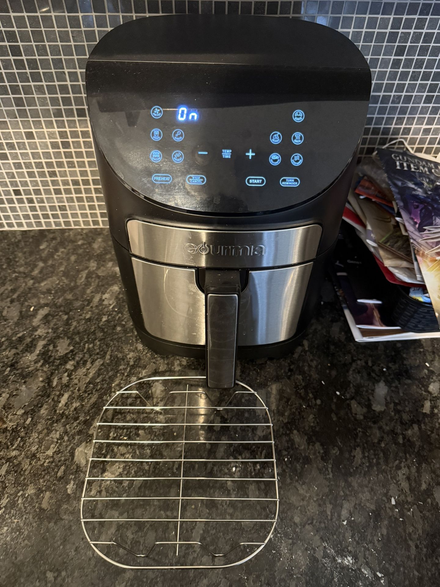 2 Year Old Gourmia Air Fryer