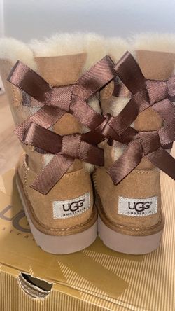 UGG Bailey Boots Size 1