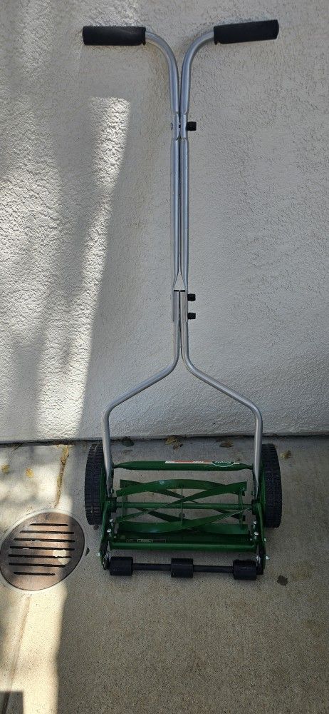 14" Push Reel Lawn Mower