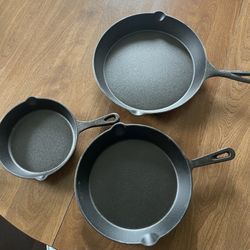 NEW SET OF CAST IRON SKILLETS