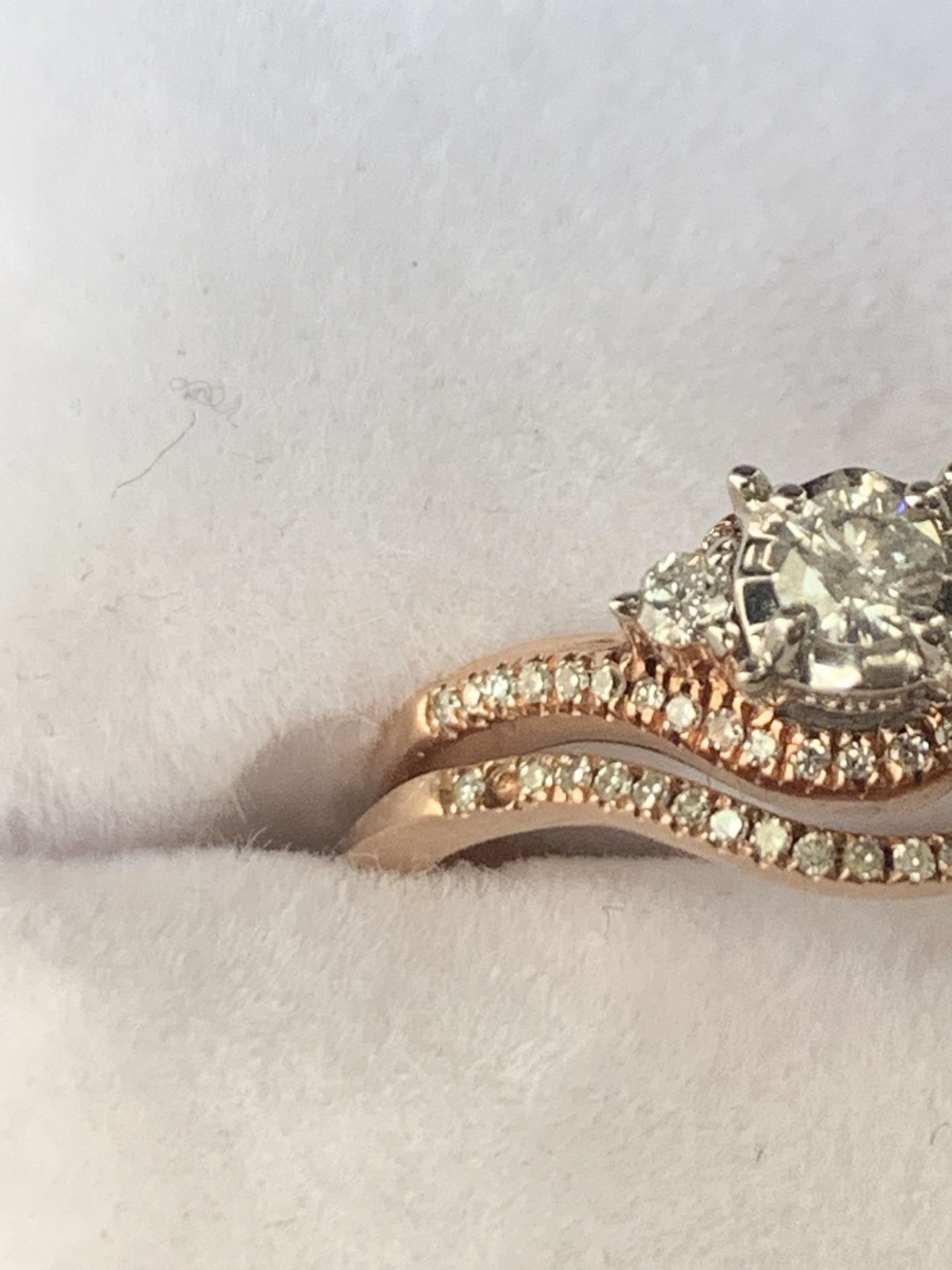 Gold / Dimond Ring