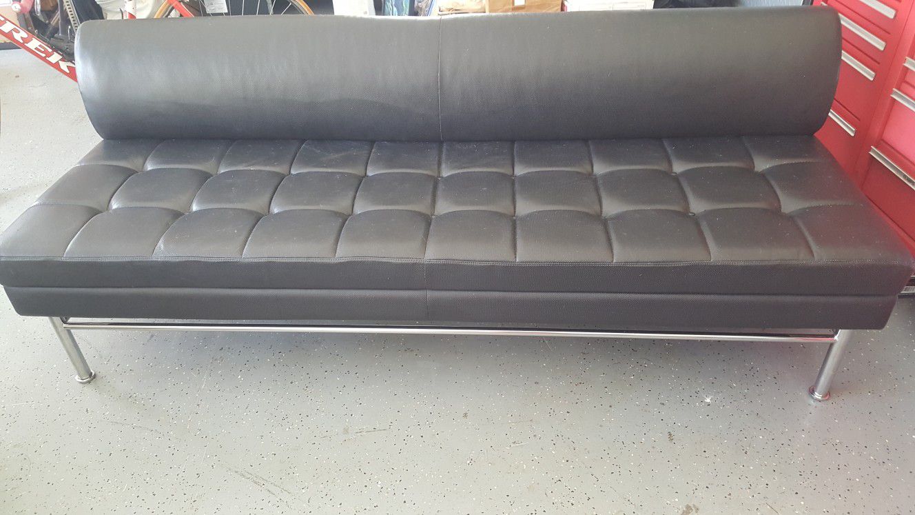 Nice Black Modern Couch or Off White Leather Couch