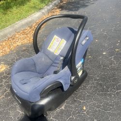 Maxi Cosi Infant Car Seat 