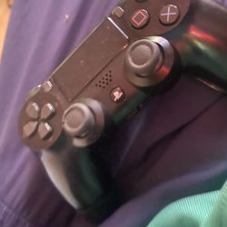 PS4 Controller 