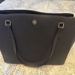 Tory  Burch Blue Emerson Navy Tote