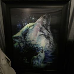 Lenticular 3D wolf picture