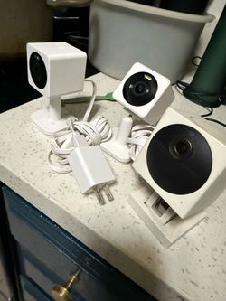 3 wize cameras
