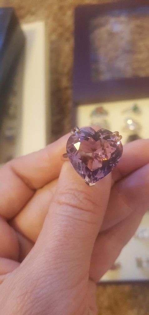 Really Pretty Sterling Silver Gold Plated Amithyst Heart Ring.