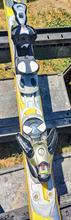 Volant Vertex Ski With Bindings Only 1 Ski