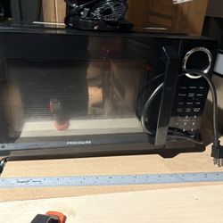 Frigidaire Microwave