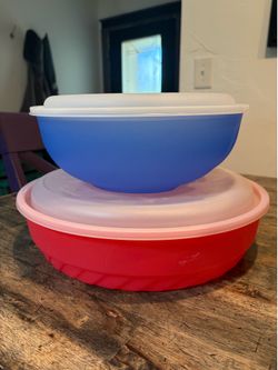 Packerware vintage. Entertaining/party/summer