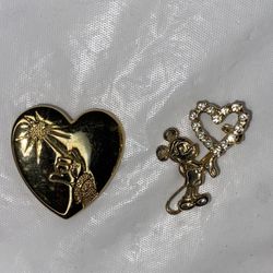 Disney Mickey Mouse Brooch Mickey Heart