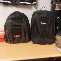 2   Backpacks   🎒 