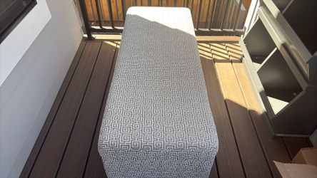 Storage ottoman