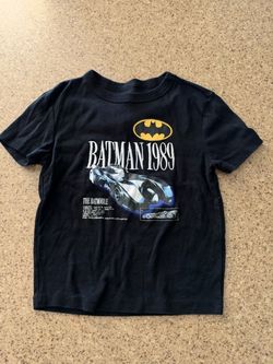 Batman 1989 Batmobile Graphic T-Shirt