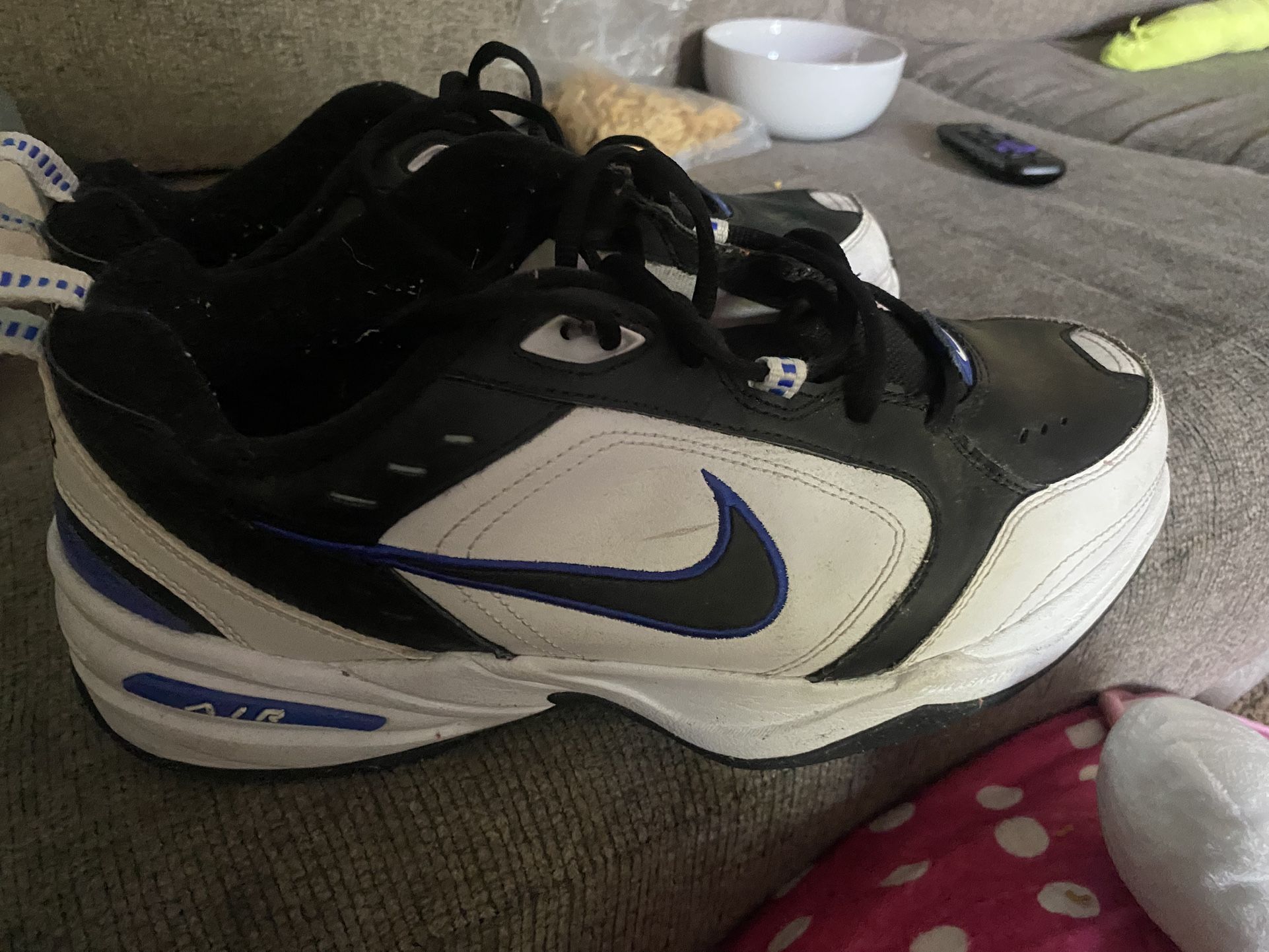 Nike Monarch Size 11 Men’s