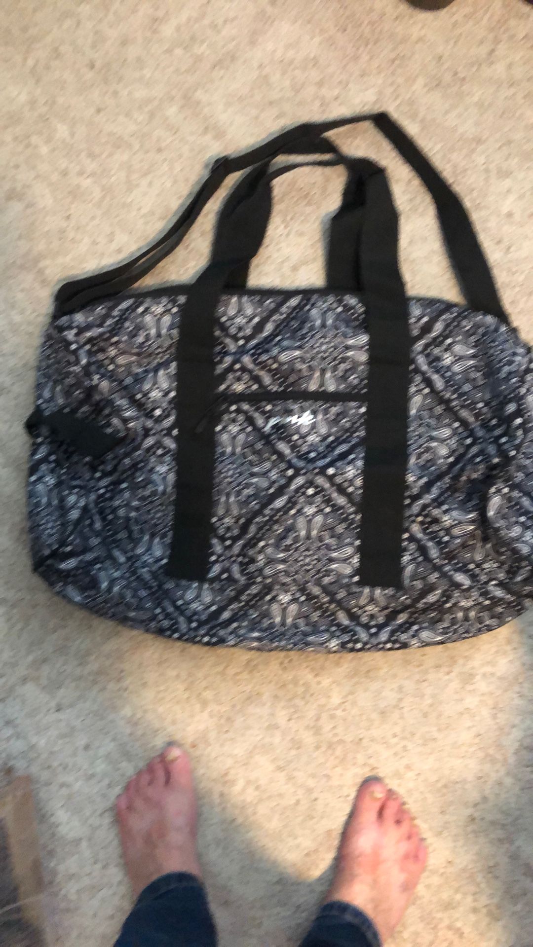 Nice Clean Black/White Travel Bag