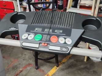 Treadmill proform330x