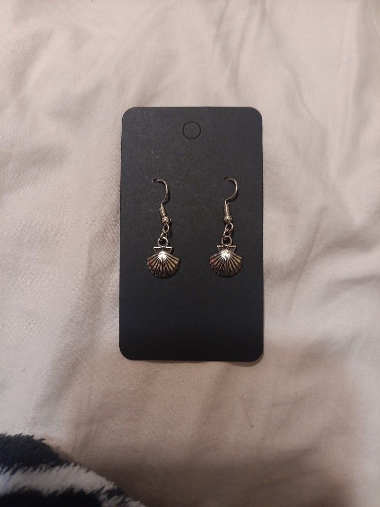 Shell Earrings
