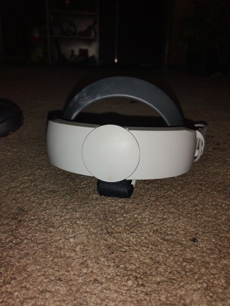 Meta Quest 3 VR Headset
