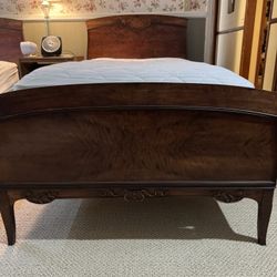 Pair of Art Nouveau style mahogany twin beds