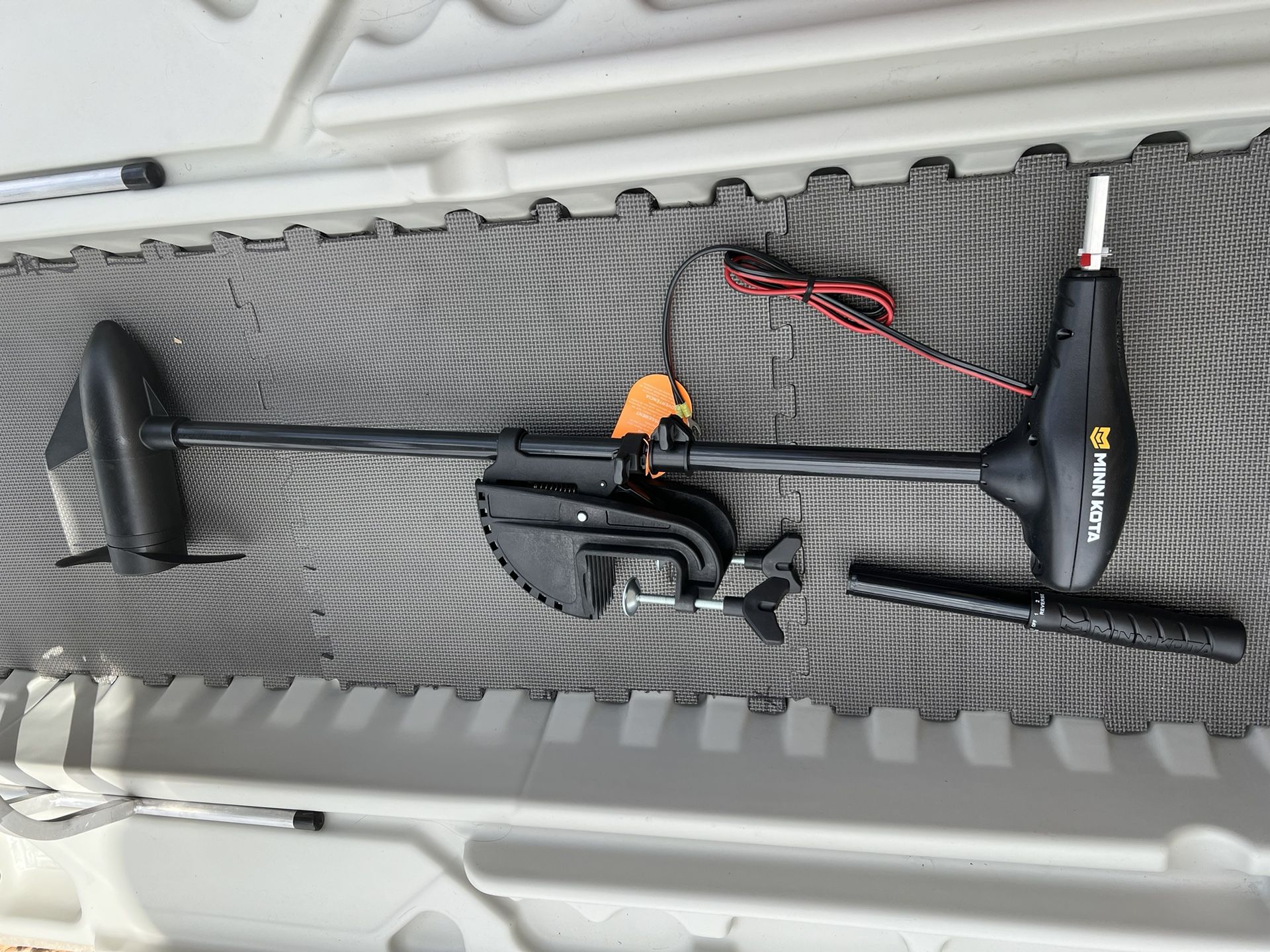 Pelican Bass Raider 10E NXT Fishing Boat for Sale in El Paso, TX OfferUp