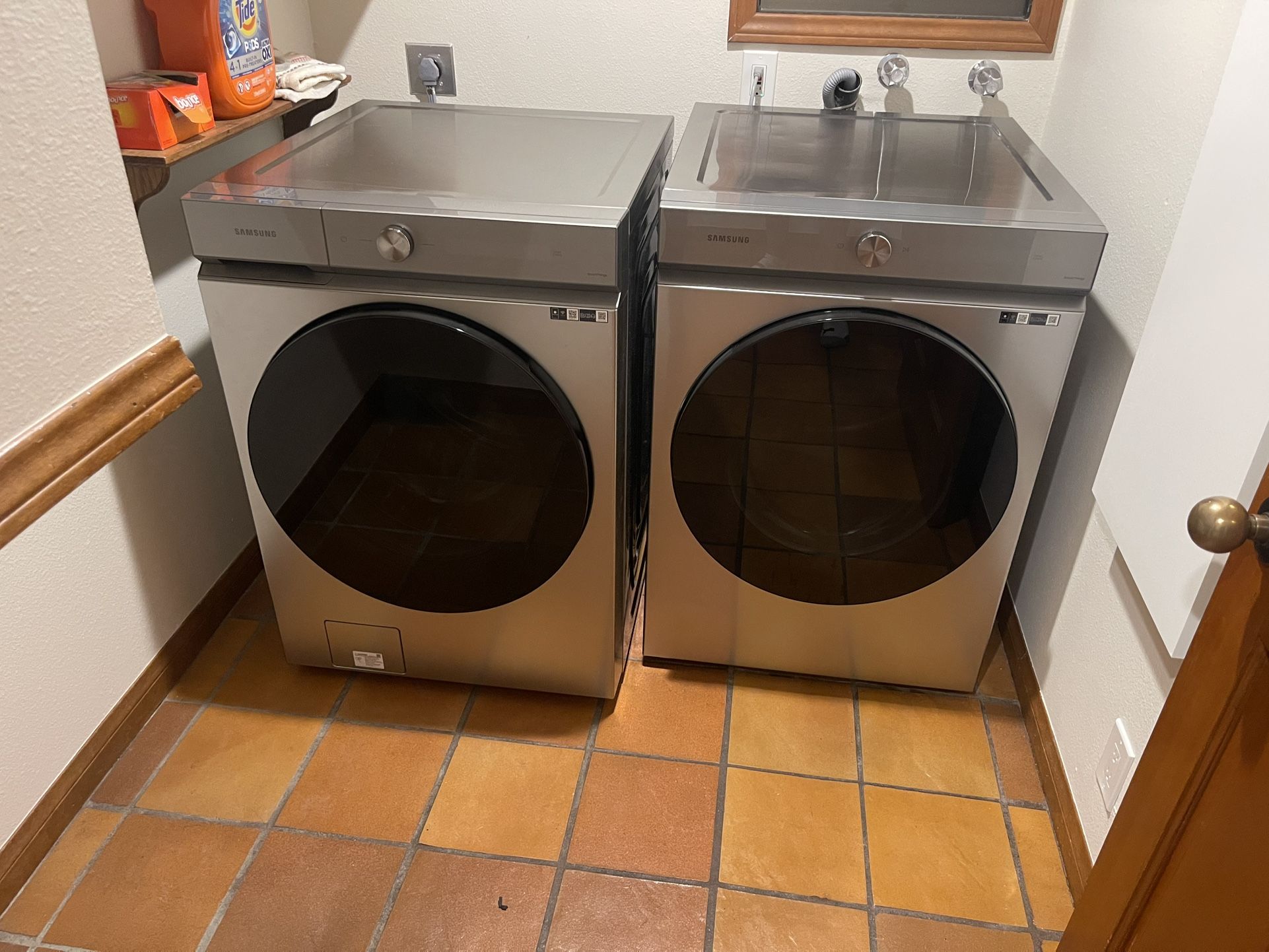 Samsung Bespoke Electric Washer & Dryer
