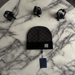 Fitted pattern beanie.