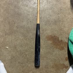 Used Louisville Slugger Wood Baseball Bat 30in 25 oz