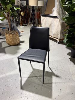 4 black modern dining chairs