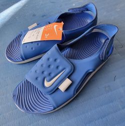 3y NIKE SANDALS